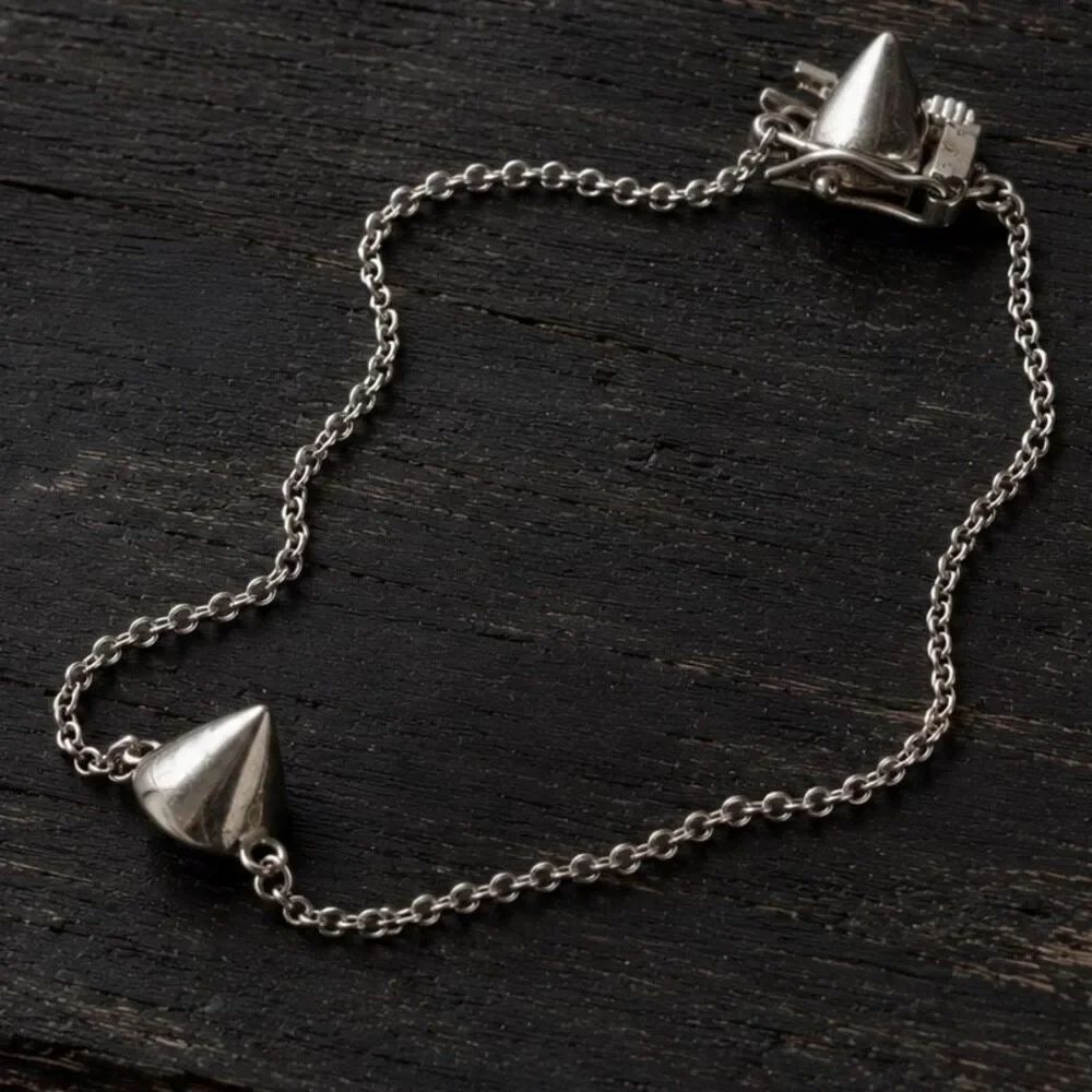 Eddie Borgo Single Cone Spike Bracelet in Silver Tone